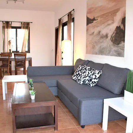 Willa Easo, Playablanca Yaiza (Lanzarote)